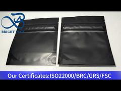 ब्लैक मैट चाइल्ड प्रूफ बैग