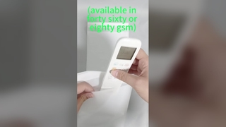 कपड़ों के पैकेजिंग के लिए कस्टम लोगो प्रिंटिंग के साथ 40G फ्रॉस्टेड ग्लासिन पेपर बैग
