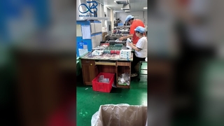 कस्टम सुरक्षित लचीला स्पष्ट विंडो स्टैंड-अप पाउच हल्के खुदरा डिस्प्ले बैग