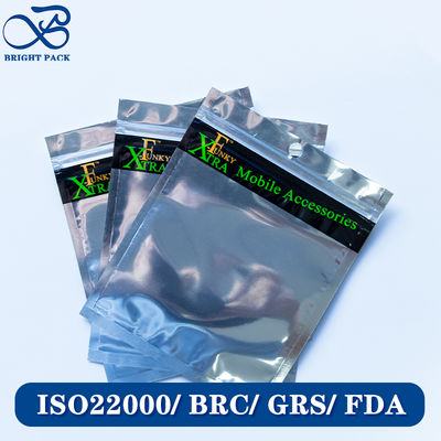 इलेक्ट्रॉनिक उत्पादों के लिए हल्के कस्टम मुद्रित एल्यूमीनियम पन्नी बैग पुनः बंद करने योग्य ज़िपर के साथ पैकेजिंग।