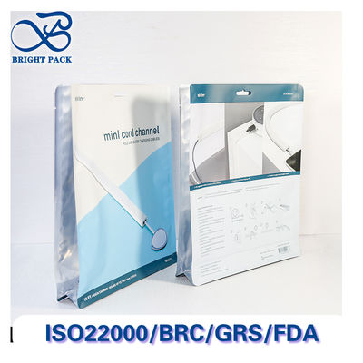 इलेक्ट्रॉनिक सामानों के लिए मोटी आठ तरफा सीलिंग बैग साफ खिड़कियों और धूल-प्रूफ सीलिंग ज़िपर के साथ पैकेजिंग।