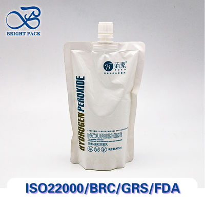 त्वचा देखभाल उत्पादों की पैकेजिंग के लिए लीक-प्रूफ स्पआउट पाउच, जिसमें अनुकूलन योग्य प्रिंटिंग, सामग्री और नोजल आकार शामिल हैं।